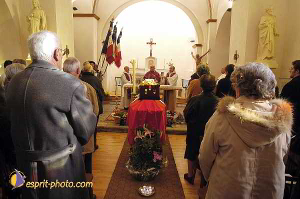 Nom de l'image : D1194154-1 — Description :  Enterrement/Funerailles