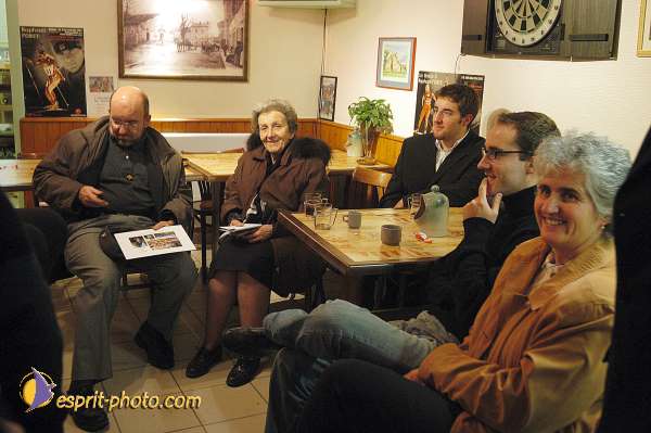 Nom de l'image : D1194308-1 — Description :  Enterrement/Funerailles