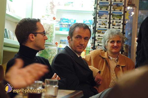 Nom de l'image : D1194333-1 — Description :  Enterrement/Funerailles