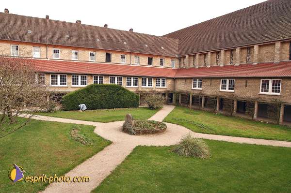 Nom de l'image : E00037856-1 — Description :