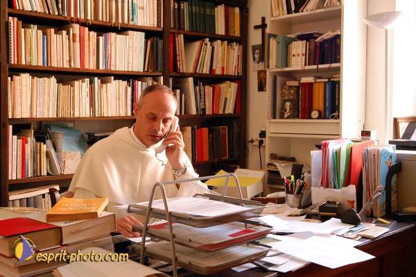 Nom de l'image : D1031367 — Description :  Dominicains de Marseille - Photos pour Magnificat (Perpignan) pl