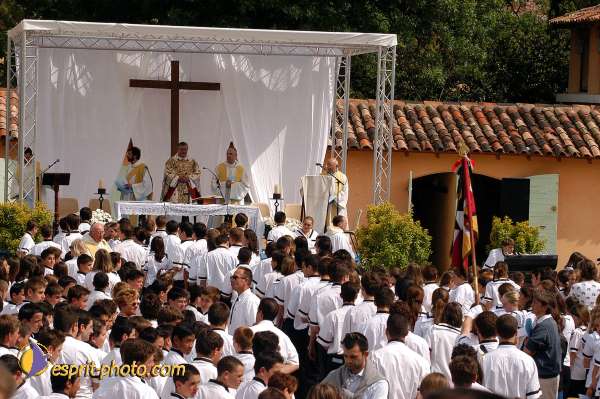 Nom de l'image : D1032003 — Description :  Dominicains de Marseille - Photos pour Magnificat (Perpignan) pl
