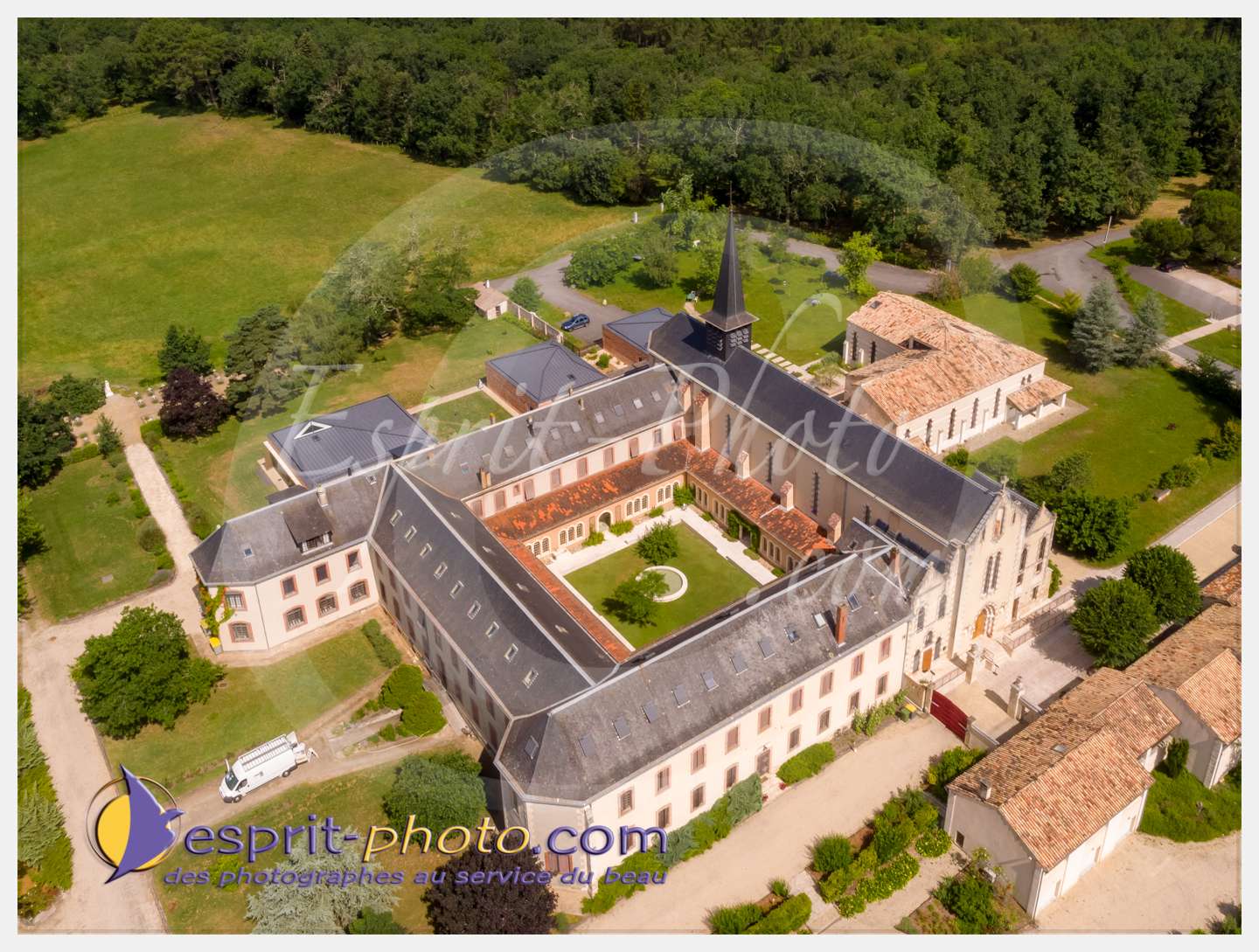 Nom de l'image : 007_DJI02762_c_PhotoGraphiePro — Description :  180702-113725_DJI02762