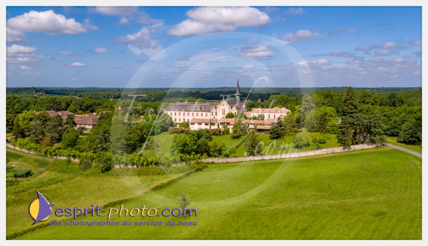 Nom de l'image : 010_DJI02800_c_PhotoGraphiePro — Description :  180702-114955_DJI02800