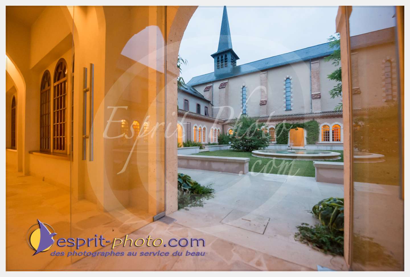 Nom de l'image : 066_D8e140500_c_PhotoGraphiePro — Description :  D8e140500