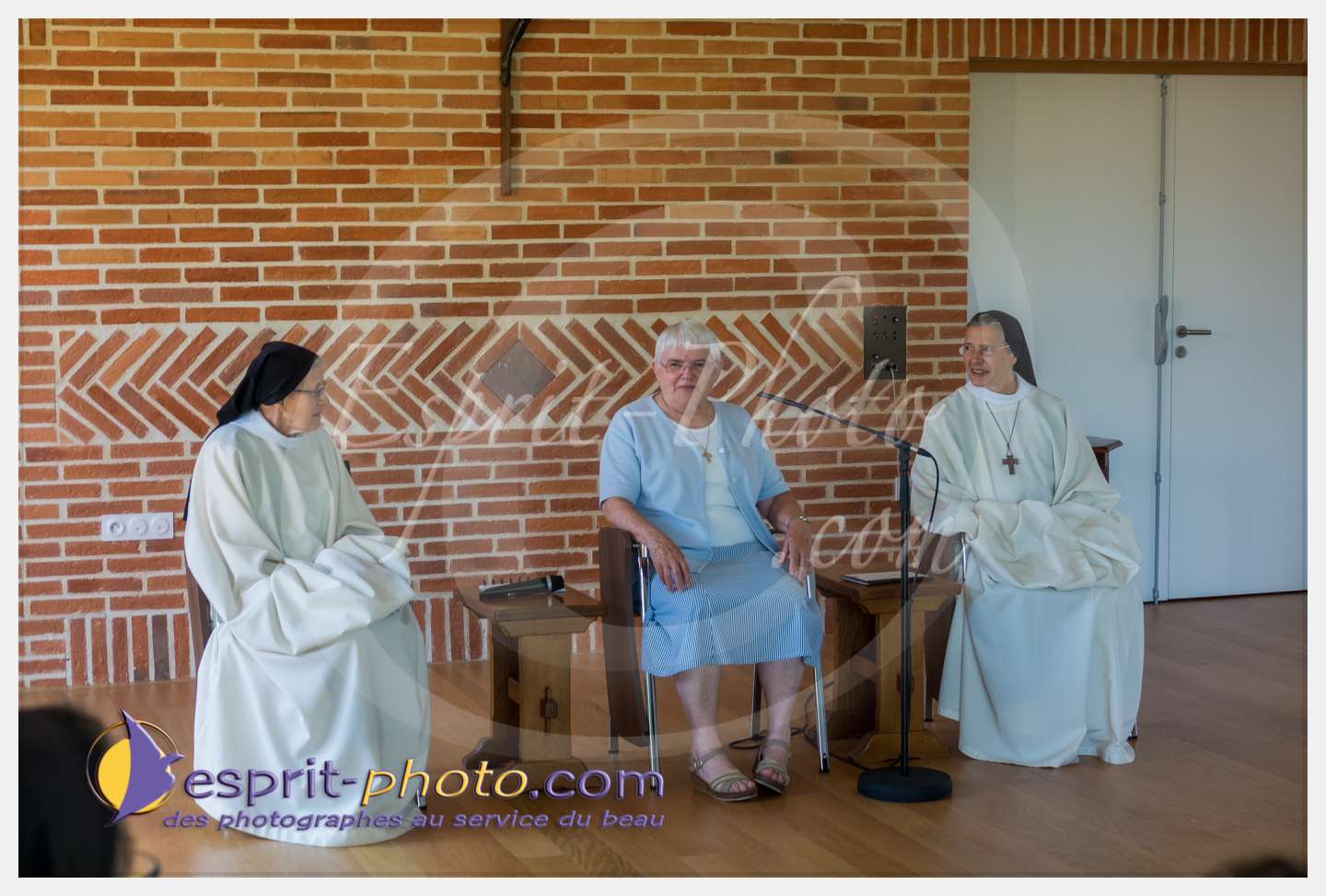 Nom de l'image : 149_S1086913_c_PhotoGraphiePro — Description :  S1086913