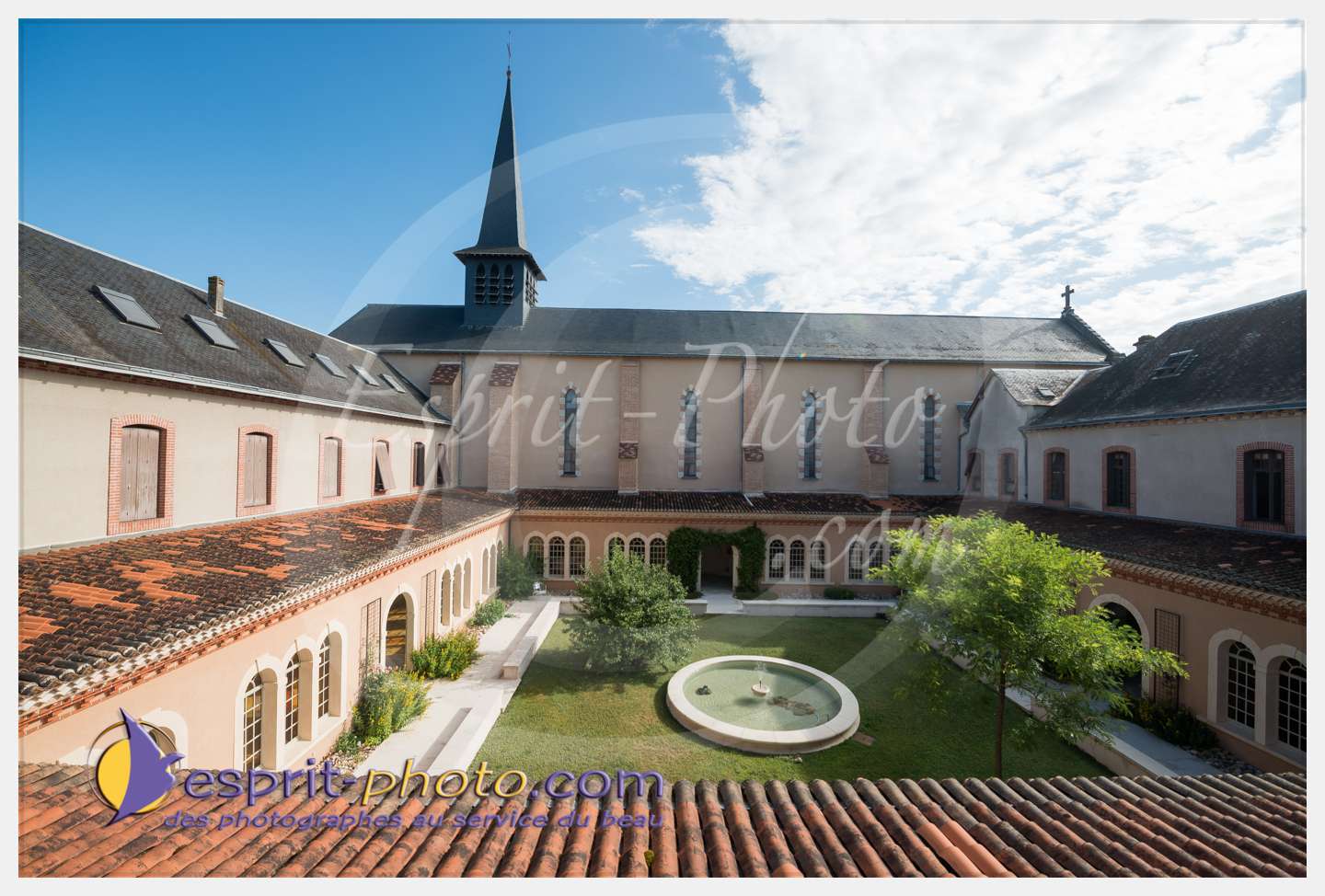 Nom de l'image : 176_D8e141054_c_PhotoGraphiePro — Description :  D8e141054