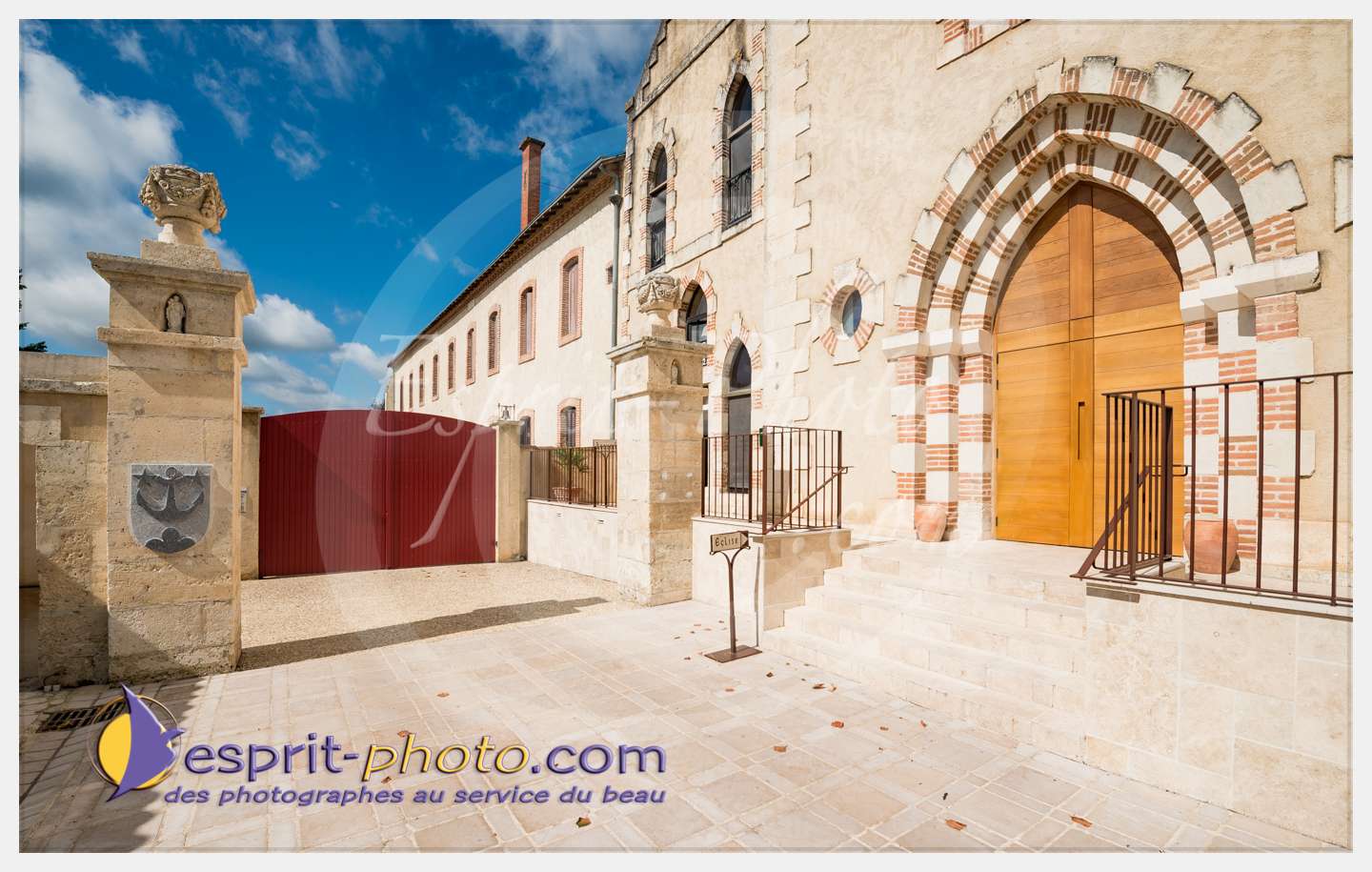 Nom de l'image : 204_D8e141279_c_PhotoGraphiePro — Description :  D8e141279