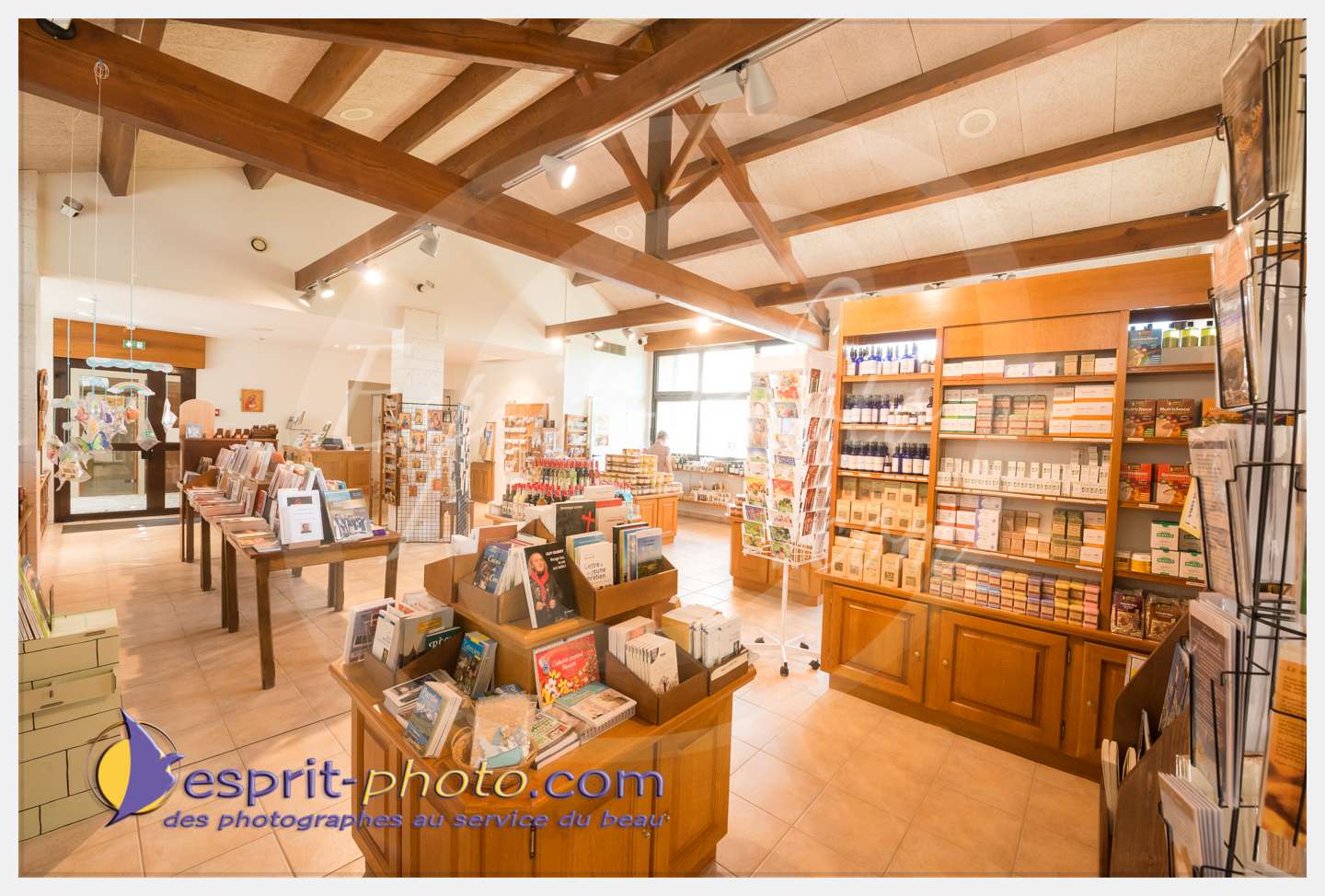 Nom de l'image : 255_D8e141597_c_PhotoGraphiePro — Description :  D8e141597