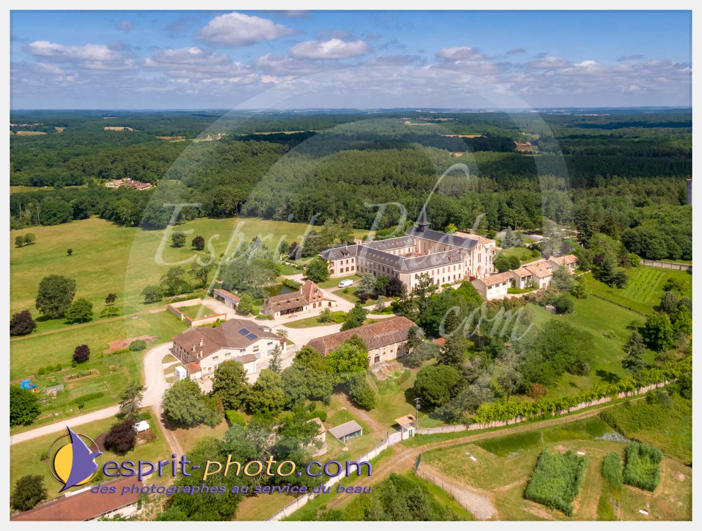 Nom de l'image : 317_DJI02753_c_PhotoGraphiePro — Description :  180702-113711_DJI02753