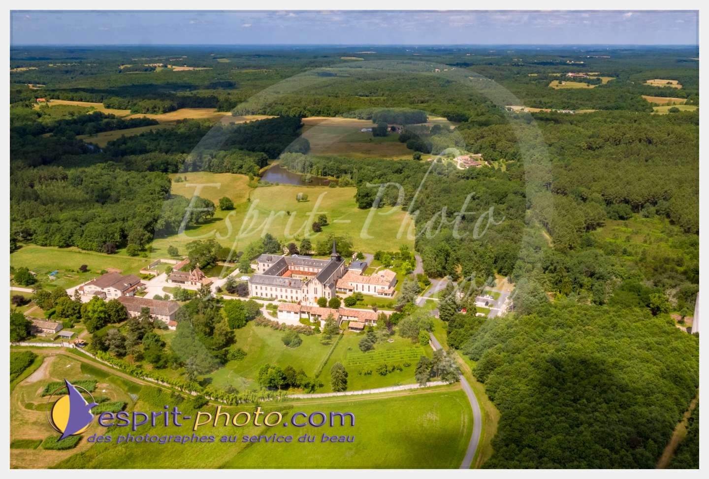 Nom de l'image : 318_DJI02836_c_PhotoGraphiePro — Description :  180702-115415_DJI02836