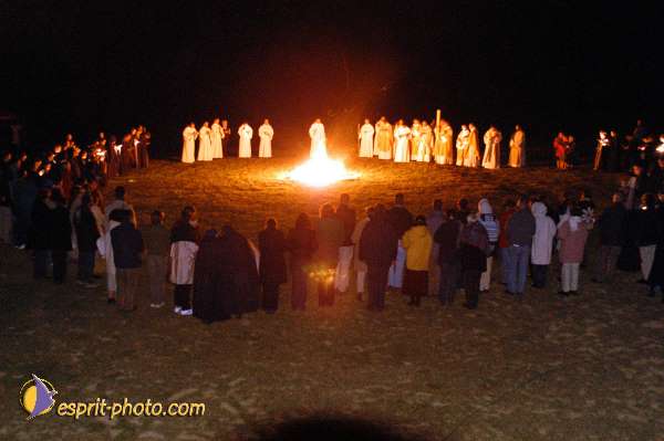 Nom de l'image : D1026228-01 — Description :  Pâque 2003 - Communauté de l'Agnaux - Plavilla