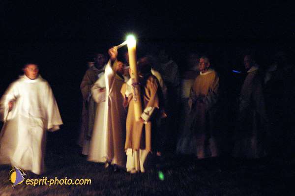 Nom de l'image : D1026242-01 — Description :  Pâque 2003 - Communauté de l'Agnaux - Plavilla