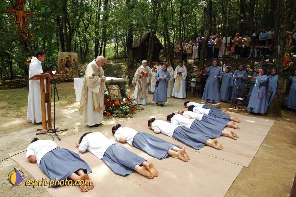 Nom de l'image : D1165957-1 — Description :  Communauté de l'Agneau - Plavilla