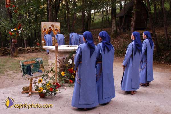 Nom de l'image : D1166449-1 — Description :  Communauté de l'Agneau - Plavilla