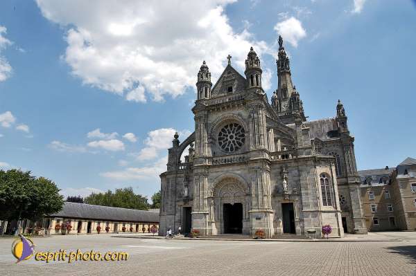 Nom de l'image : E00052709-1 — Description :