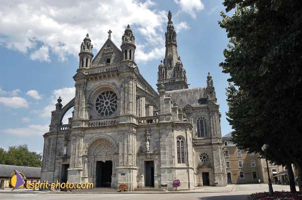 Nom de l'image : E00052710-1 — Description :