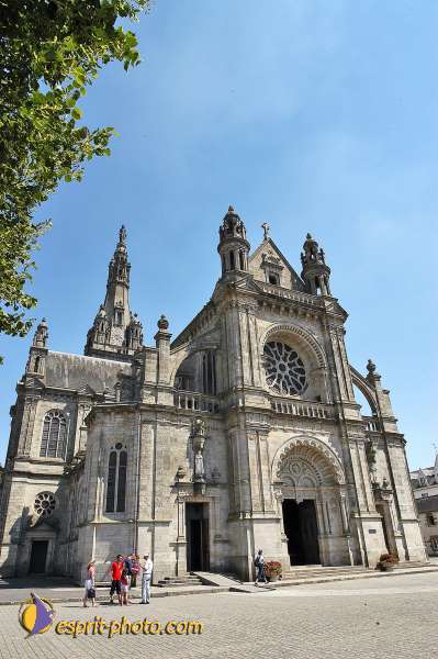 Nom de l'image : E00052774-1 — Description :