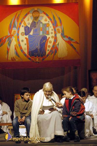 Nom de l'image : D1015309-01 — Description :  Rencontre de Taizé à Paris 2002 (Porte de Versaille & Paroisses