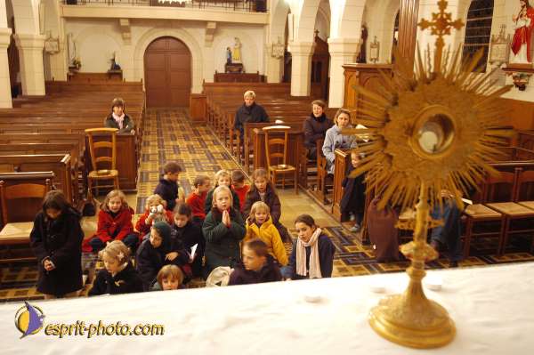 Nom de l'image : D1192963-1 — Description :  Paris - Toussaint 2004