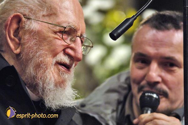 Nom de l'image : D2001143-1 — Description :