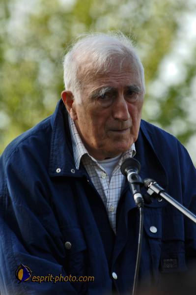 Nom de l'image : E2069332_1 — Description :  Routes de Vezelay 2008