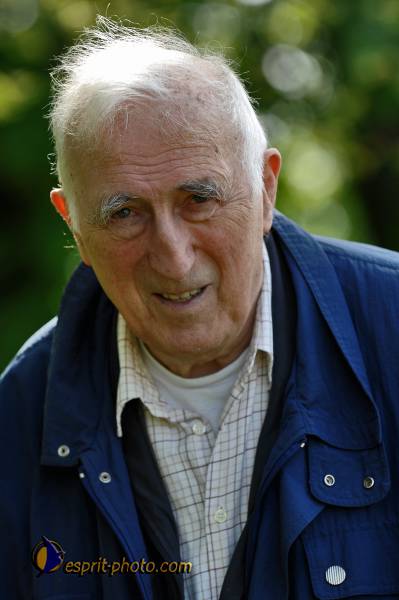 Nom de l'image : E2069517_1 — Description :  Routes de Vezelay 2008