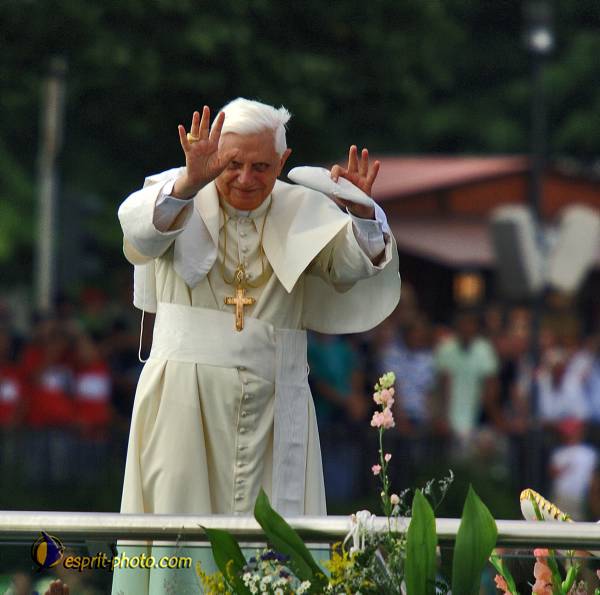 Nom de l'image : D2040400-2RT — Description :