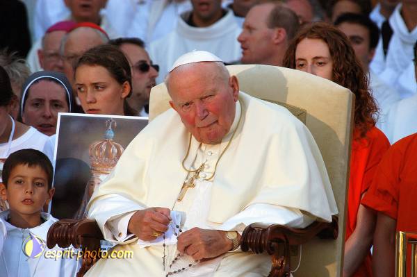 Nom de l'image : D1162818-02 — Description :  Lourdes 2004 - Pèlerinage du Pape à Lourdes