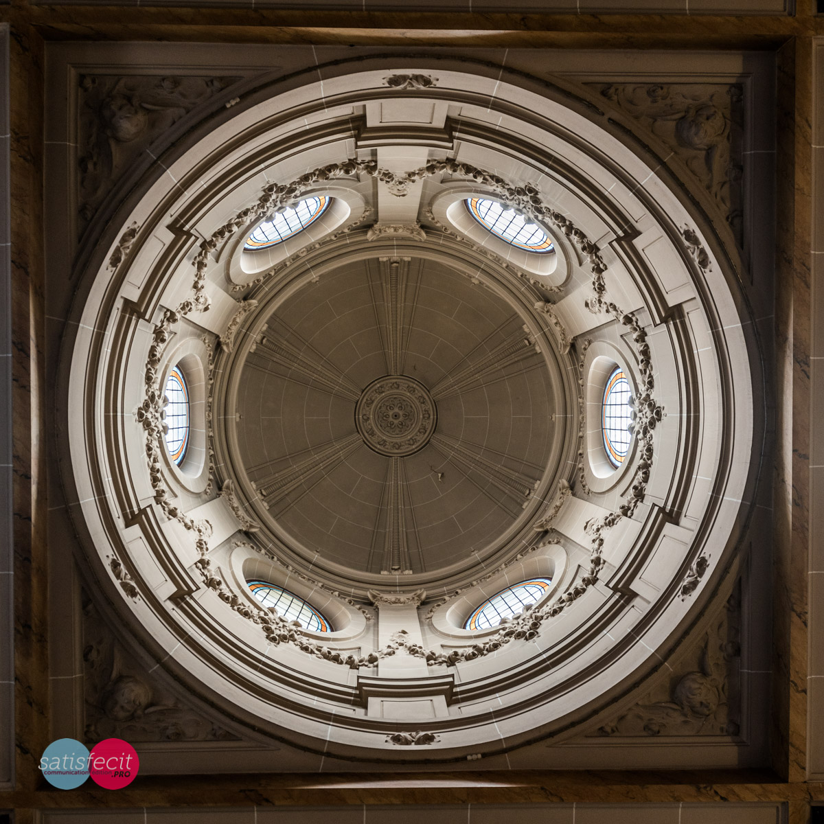 Nom de l'image : 11-Famille-Martin-Alencon_D8e074212_Satisfecit-Editions.fr — Description :  11-Famille-Martin-Alencon_D8e074212