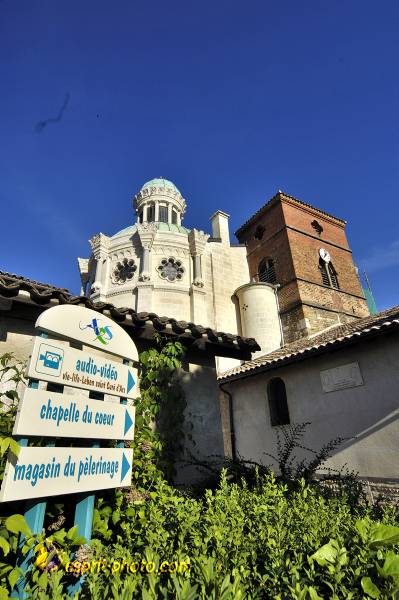 Nom de l'image : D2013681-1 — Description :  Ars village de Saint Jean-Marie Viannay curé d'Ars