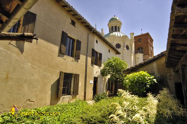 Nom de l'image : D2014283-1 — Description :  Ars village de Saint Jean-Marie Viannay curé d'Ars