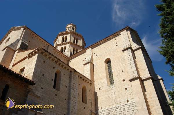 Nom de l'image : D1168859-1 — Description :  Abbaye de Fossanova (Latina-Italie) - Abbaye cistersienne