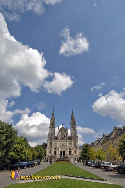 Nom de l'image : 2179676 — Description :