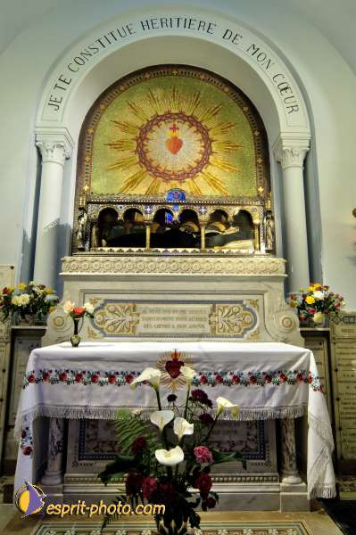 Nom de l'image : D2015342-nef-1 — Description :