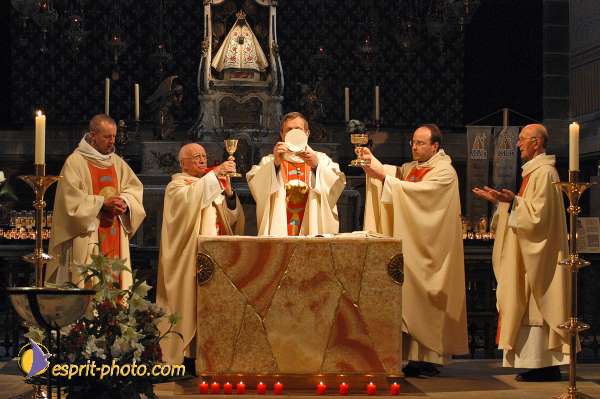 Nom de l'image : E00042488-1 — Description :