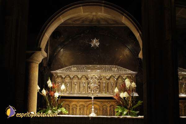 Nom de l'image : D1157254-01 — Description :  Pèlerinage année jubilaire 2004 à St Jacques de Compostelle