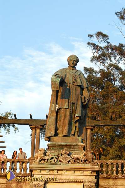 Nom de l'image : D1157472-01 — Description :  Pèlerinage année jubilaire 2004 à St Jacques de Compostelle