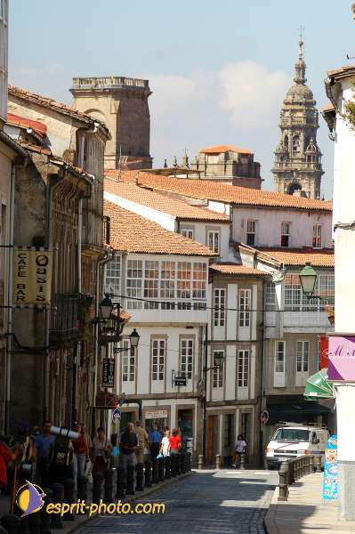 Nom de l'image : D1157623-01 — Description :  Pèlerinage année jubilaire 2004 à St Jacques de Compostelle