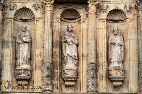 Nom de l'image : D1157783-01 — Description :  Pèlerinage année jubilaire 2004 à St Jacques de Compostelle