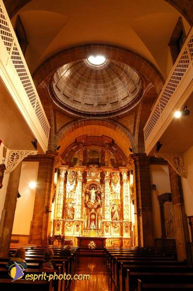 Nom de l'image : D1158622-01 — Description :  Pèlerinage année jubilaire 2004 à St Jacques de Compostelle