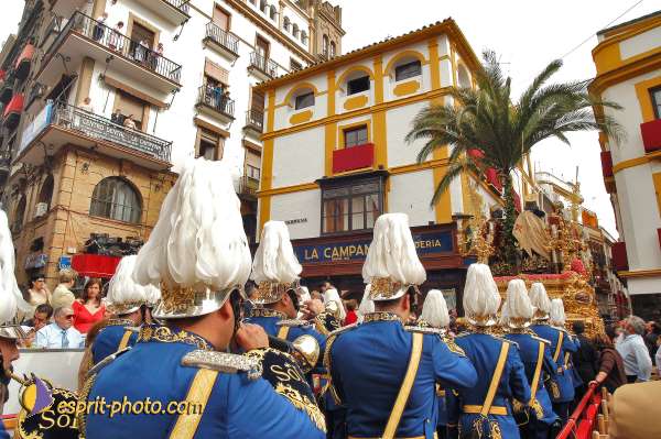 Nom de l'image : D1215992-1 — Description :  Pâques 2005 à Seville (Espagne-Andalusie)