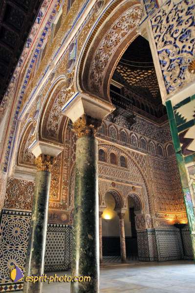 Nom de l'image : D1220031-1 — Description :  Pâques 2005 à Seville (Espagne-Andalusie)