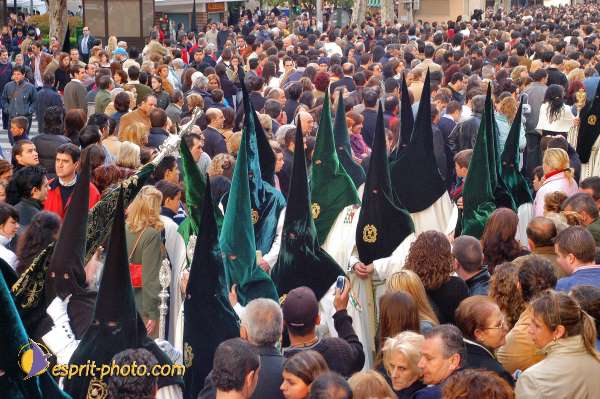 Nom de l'image : D1222300-1 — Description :  Pâques 2005 à Seville (Espagne-Andalusie)