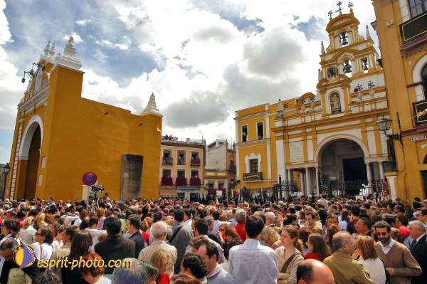 Nom de l'image : D1223071-1 — Description :  Pâques 2005 à Seville (Espagne-Andalusie)