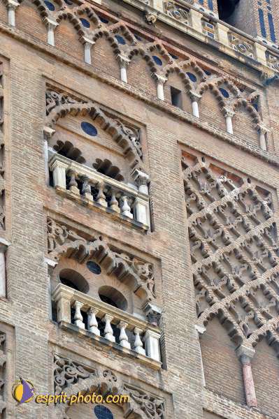 Nom de l'image : D1218072-1 — Description :  Pâques 2005 à Seville (Espagne-Andalusie)