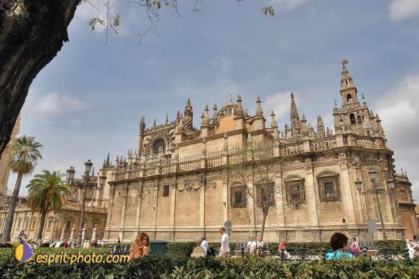 Nom de l'image : E00032564-1 — Description :  Pâques 2005 à Seville (Espagne-Andalusie)