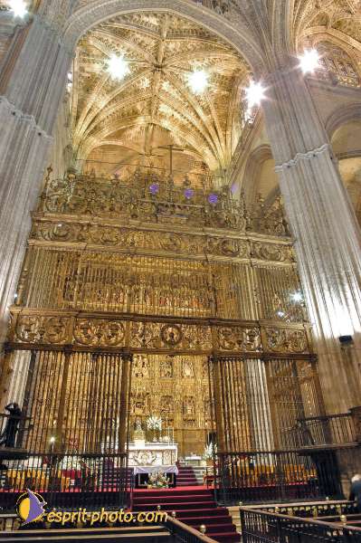 Nom de l'image : E00033477-1 — Description :  Pâques 2005 à Seville (Espagne-Andalusie)