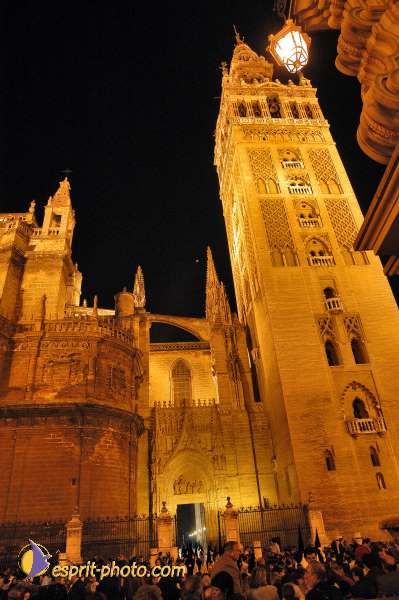 Nom de l'image : E00035604-1 — Description :  Pâques 2005 à Seville (Espagne-Andalusie)