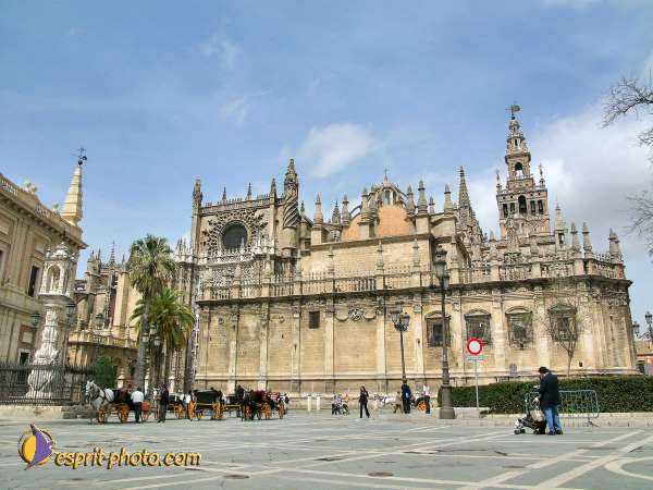 Nom de l'image : L1050797-1 — Description :  Pâques 2005 à Seville (Espagne-Andalusie)